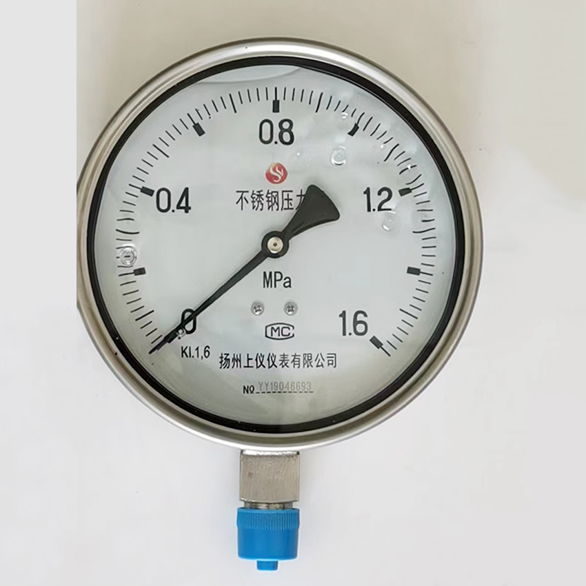 YN-150B不(bú)鏽鋼耐震壓力表(biao)